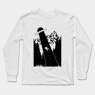 Bigfoot Ufo Abduction Sasquatch Long Sleeve T-Shirt